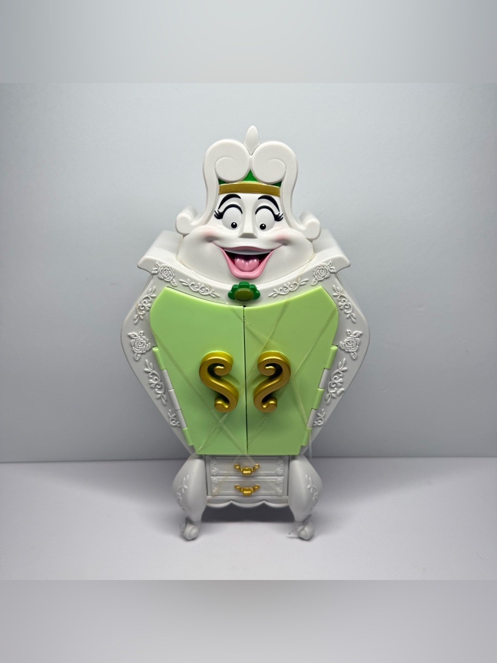 Disney Beauty & The Beast Princess Belle Madame De La Grande Bouche Wardrobe Toy